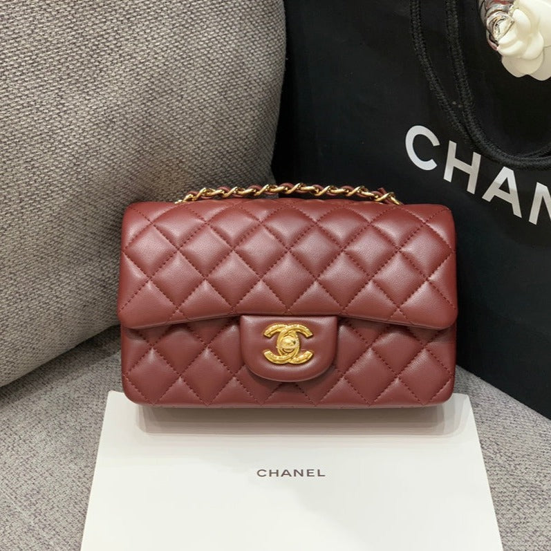 Designer Flap Bag gold – front view