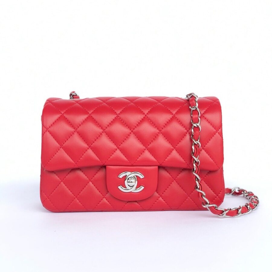 Louis Vuitton Flap Bag red – front view