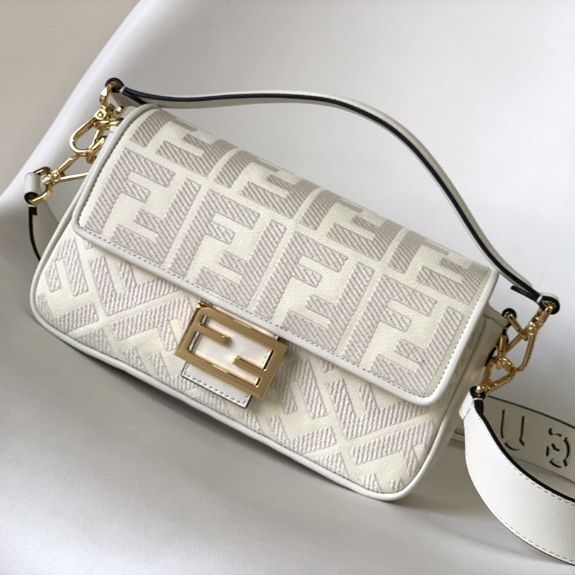 Fendi Baguette white bag – front view