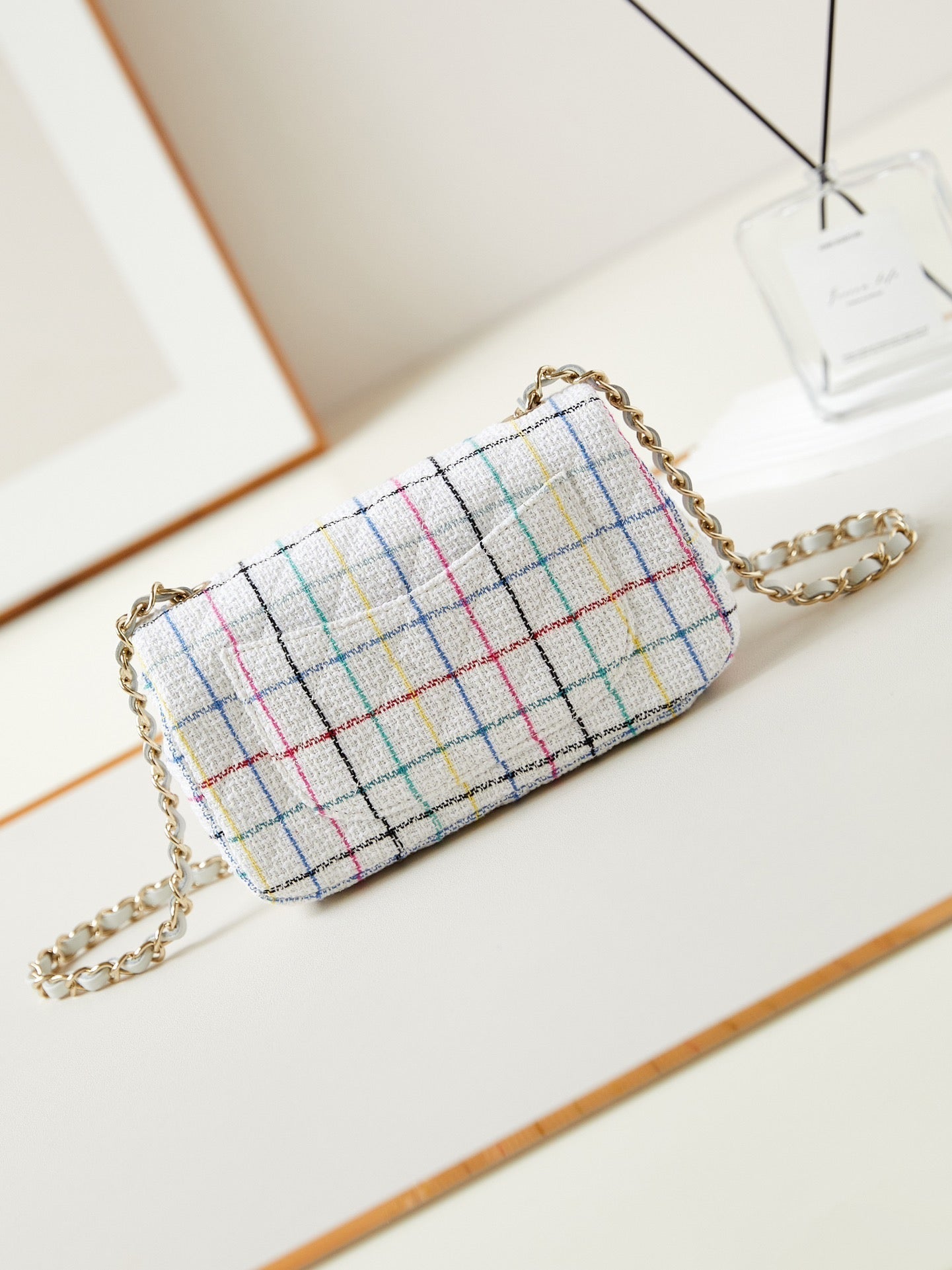 Chanel 24p Mini Classic 20cm White Tweed Gold Hardware